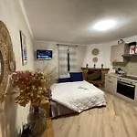 Shardana House- Free Parking