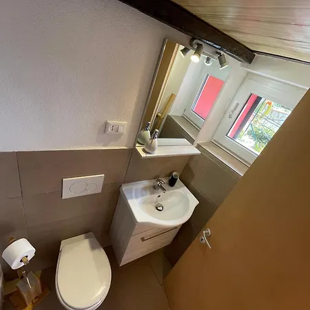 Shardana House- Free Parking Guest house