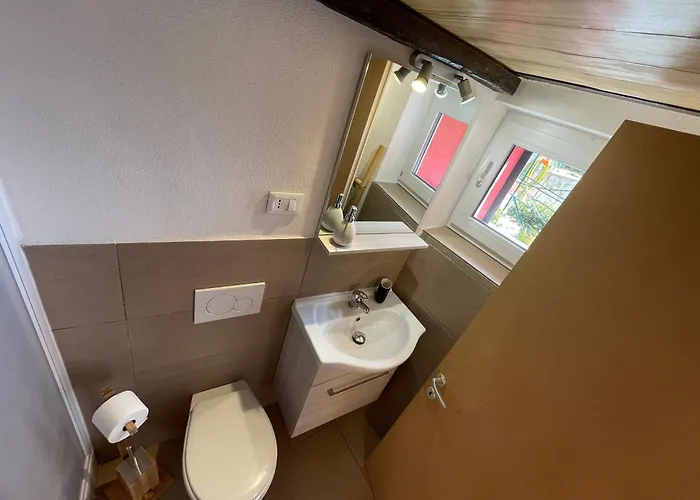 Shardana House- Free Parking Guest house