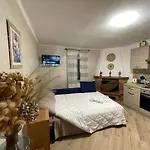 Shardana House- Free Parking La Spezia