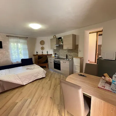 Shardana House- Free Parking Penzion La Spezia