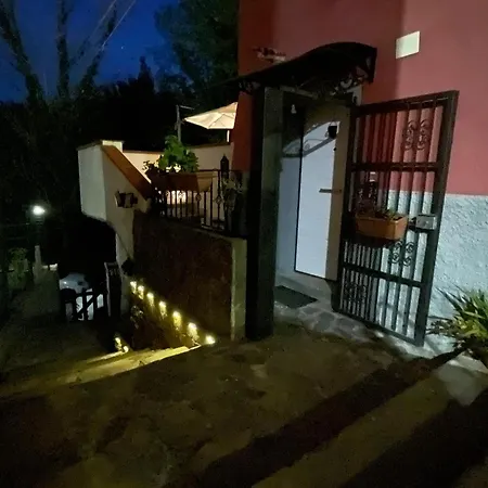 Shardana House- Free Parking La Spezia